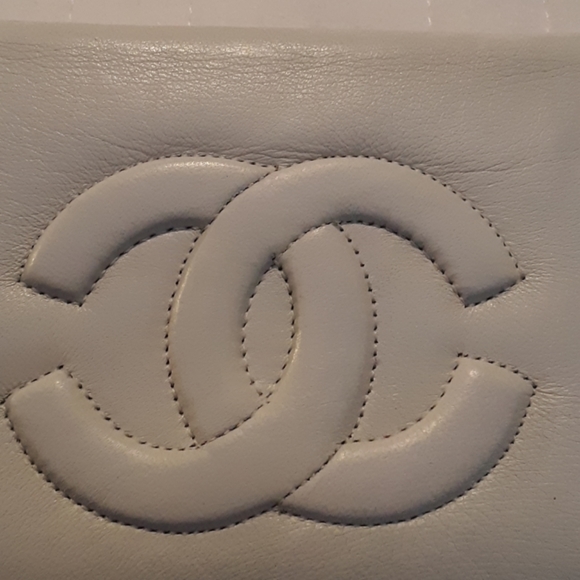 Chanel, soft leather wallet - Picture 2 of 7